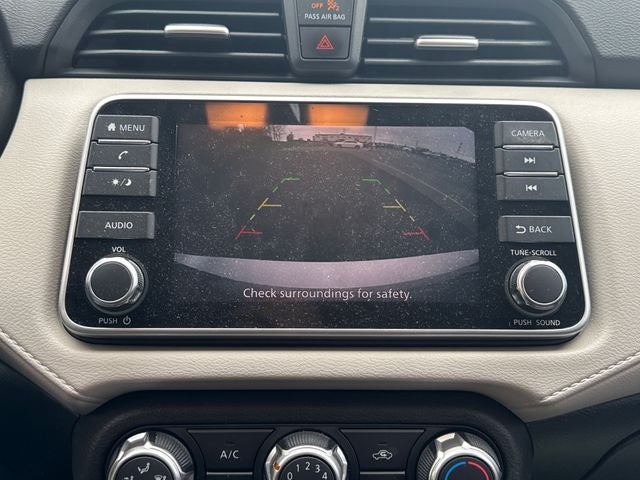 2021 Nissan Versa 1.6 SV