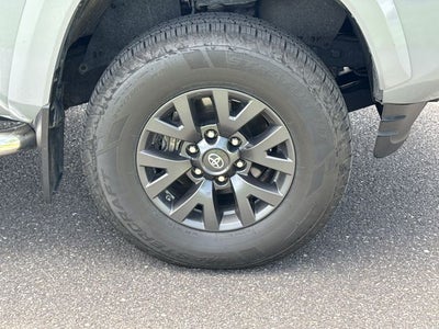 2020 Toyota Tacoma SR5 V6