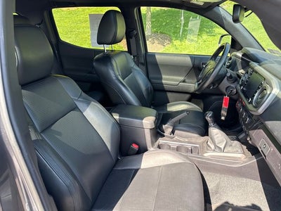 2022 Toyota Tacoma TRD Sport V6