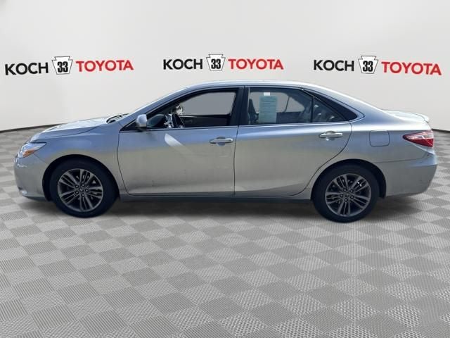 2016 Toyota Camry SE