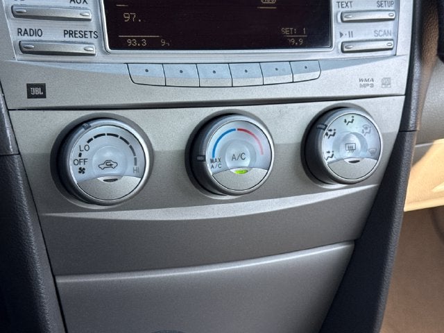 2010 Toyota Camry LE