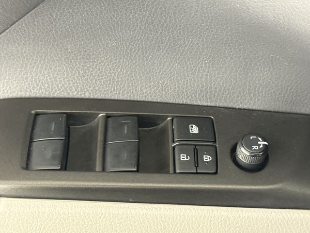 2023 Toyota AWD Camry LE
