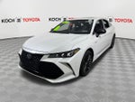 2020 Toyota Avalon Hybrid XSE