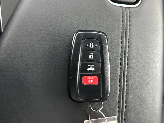 2020 Toyota Avalon Hybrid XSE