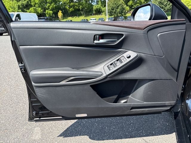 2021 Toyota Avalon XLE