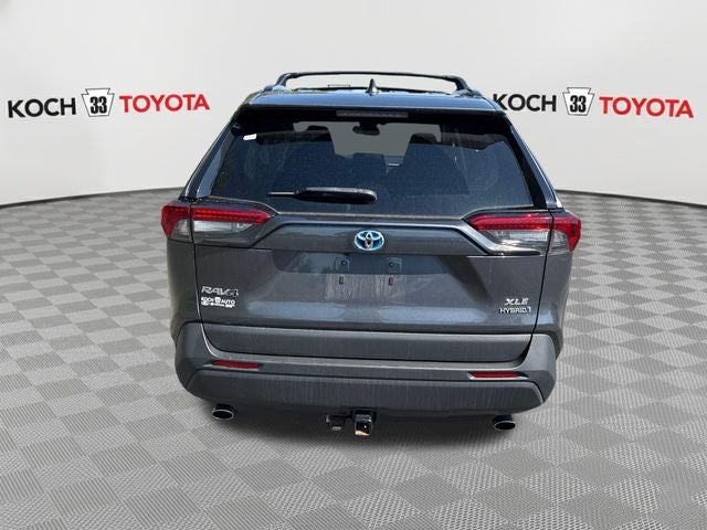 2022 Toyota RAV4 Hybrid XLE