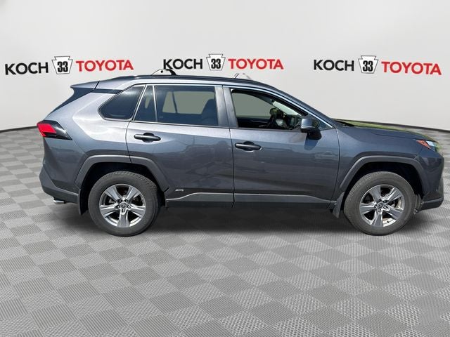 2022 Toyota RAV4 Hybrid XLE