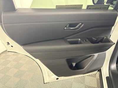 2024 Nissan Pathfinder S
