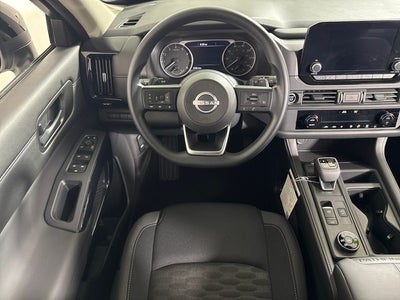 2024 Nissan Pathfinder S