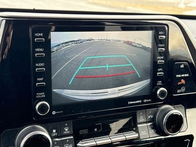 2022 Toyota Highlander LE