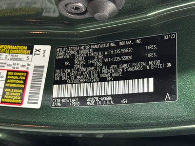 2023 Toyota Highlander Hybrid Platinum