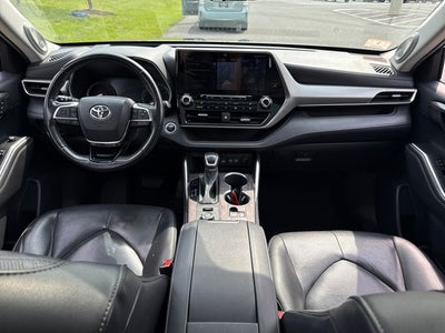 2021 Toyota Highlander Platinum
