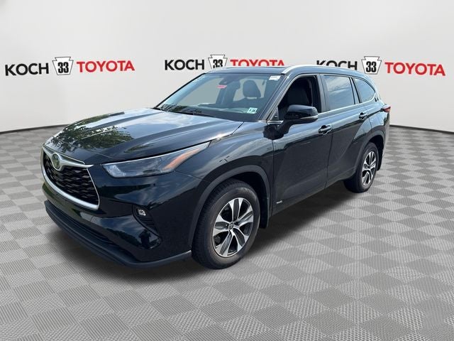 2023 Toyota Highlander Hybrid XLE