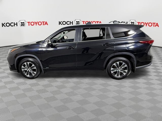 2023 Toyota Highlander Hybrid XLE