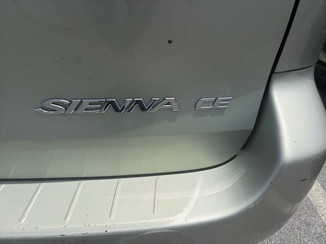 2006 Toyota Sienna CE