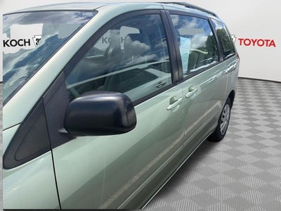 2006 Toyota Sienna CE
