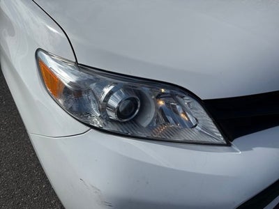 2019 Toyota Sienna L 7 Passenger