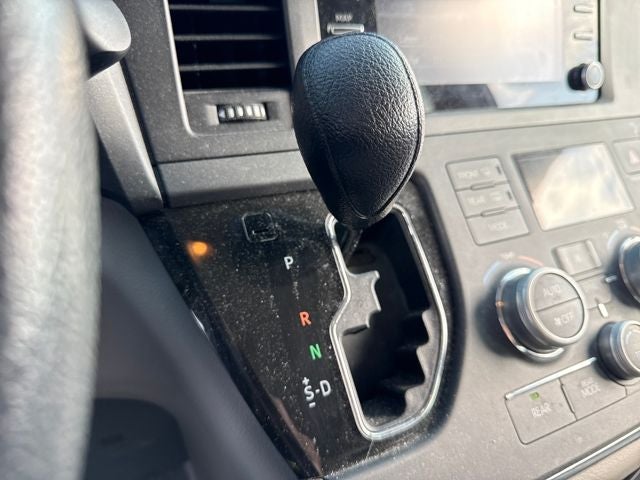 2019 Toyota Sienna L 7 Passenger