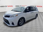 2019 Toyota Sienna L 7 Passenger