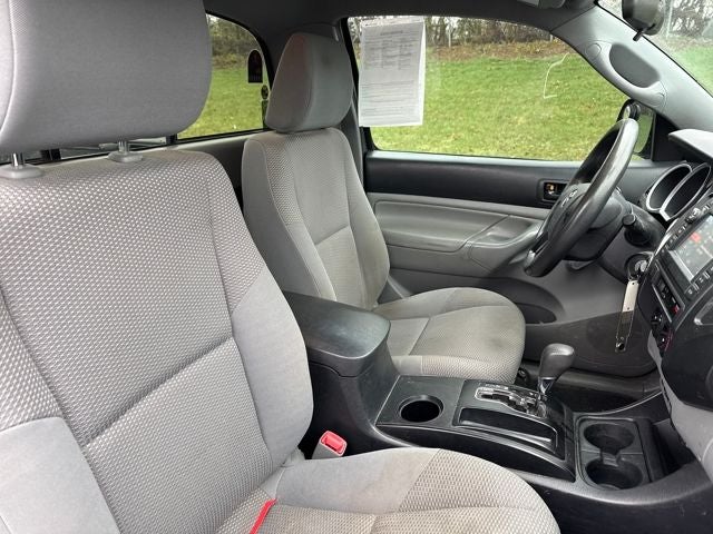 2013 Toyota Tacoma Base