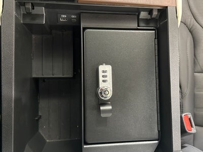 2023 Toyota Tundra Hybrid Capstone