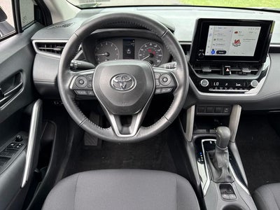 2024 Toyota Corolla Cross LE