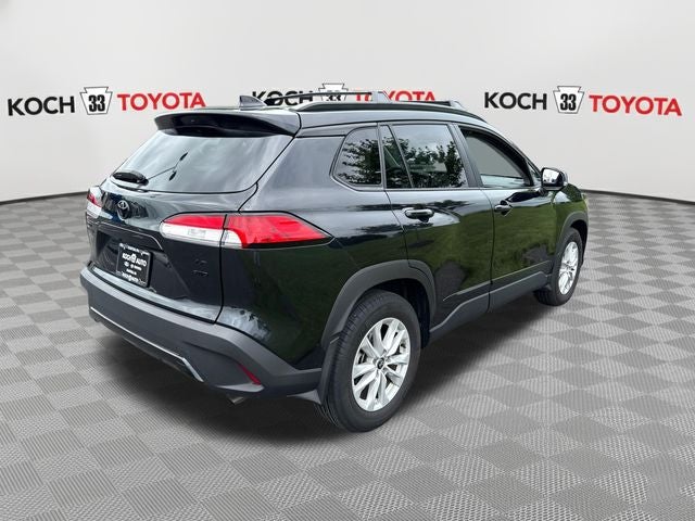 2024 Toyota Corolla Cross LE