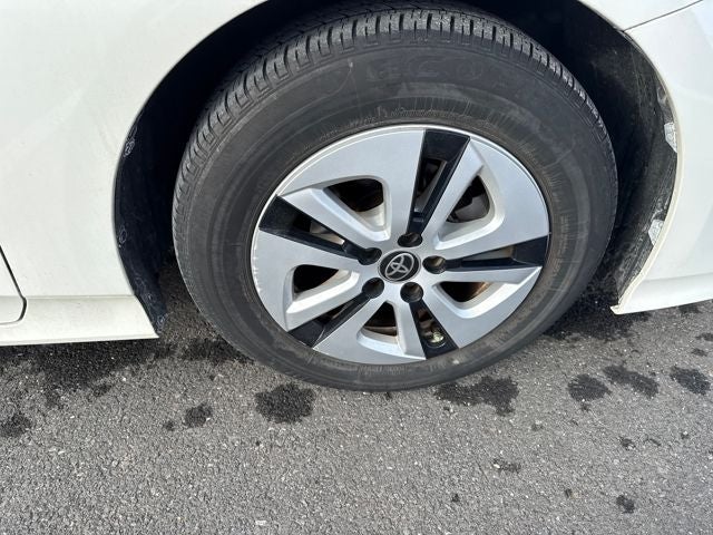 2016 Toyota Prius Four