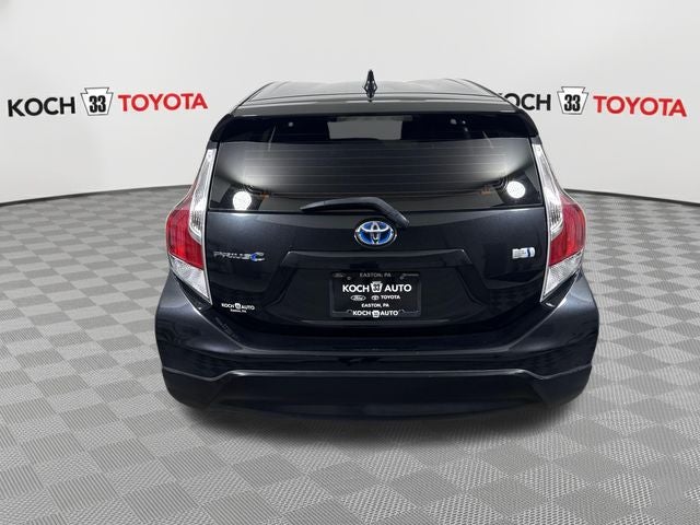 2017 Toyota Prius c Two