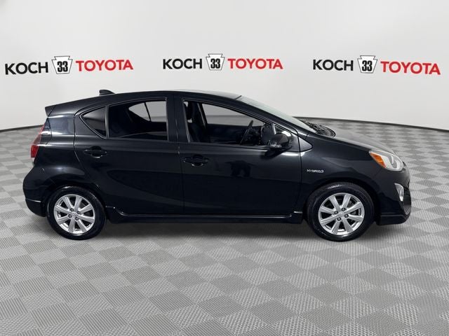 2017 Toyota Prius c Two
