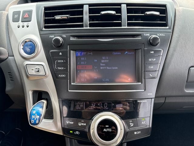 2014 Toyota Prius v Two
