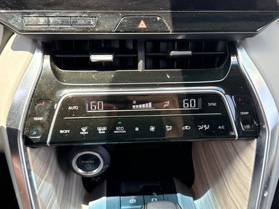 2024 Toyota Venza XLE
