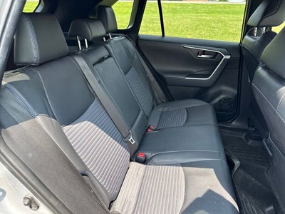 2019 Toyota RAV4 Hybrid XSE