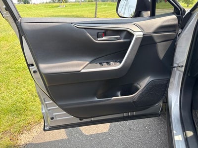 2019 Toyota RAV4 Hybrid XSE