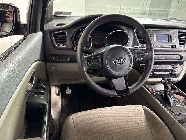 2016 Kia Sedona LX