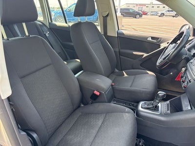 2013 Volkswagen Tiguan S 4Motion