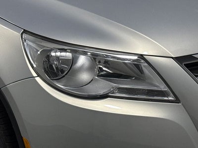 2010 Volkswagen Tiguan SE 4Motion