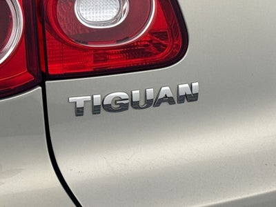 2010 Volkswagen Tiguan SE 4Motion