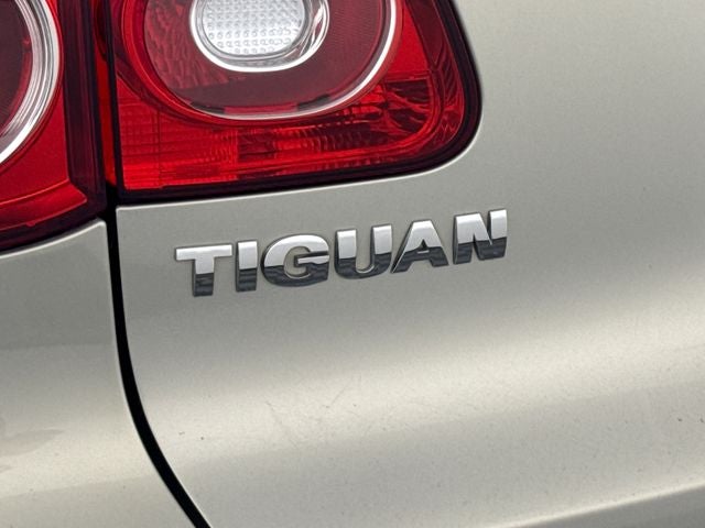 2010 Volkswagen Tiguan SE 4Motion