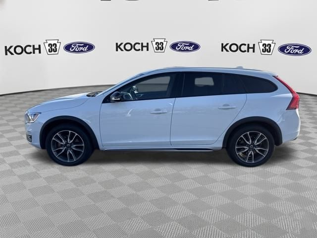 2018 Volvo V60 Cross Country T5