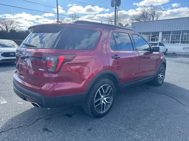 2016 Ford Explorer Sport