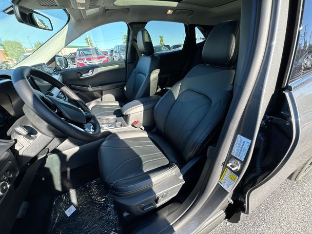 2026 Ford Escape Platinum