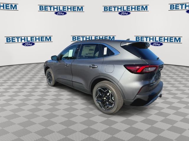 2026 Ford Escape Platinum