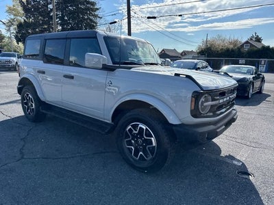 2026 Ford Bronco Outer Banks