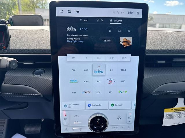 2025 Ford Mustang Mach-E Premium - Photo 16