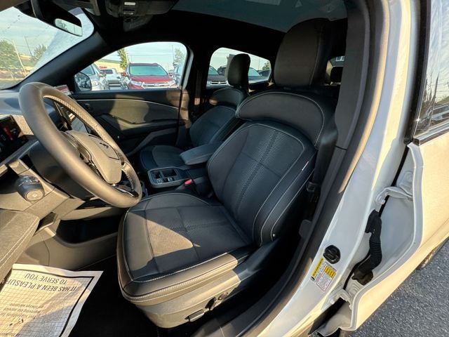 2025 Ford Mustang Mach-E GT - Photo 11