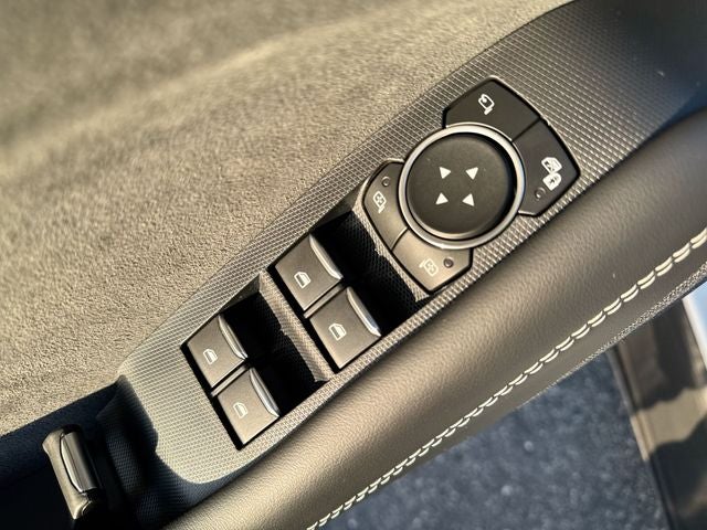 2025 Ford Mustang Mach-E GT - Photo 13