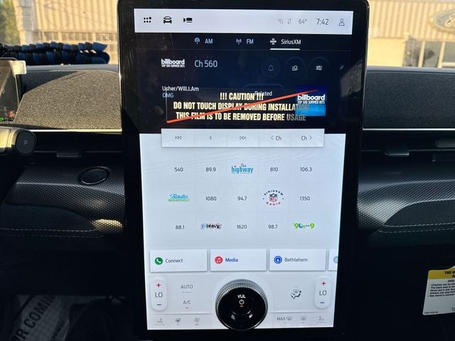 2025 Ford Mustang Mach-E GT - Photo 16