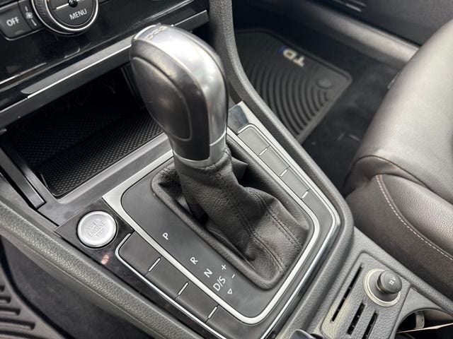 2015 Volkswagen Golf TDI SEL 4-Door