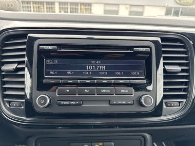 2014 Volkswagen Beetle 1.8T Entry